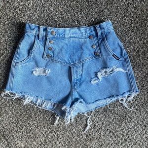 Women’s rockie cut offs
